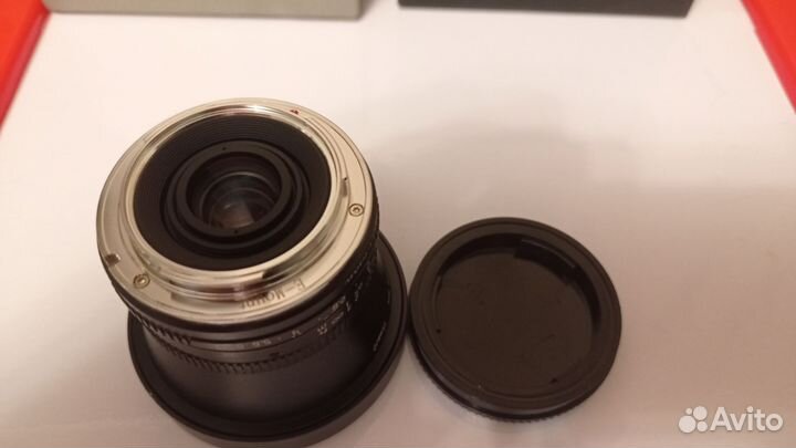 Объектив TTartisan 7,5mm f2.0 Sony