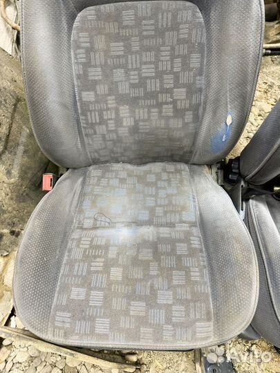 Сиденья toyota avensis t220
