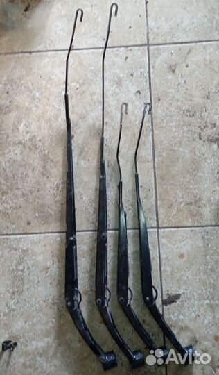 Поводок дворника Kia Rio 3 Hyundai Solaris