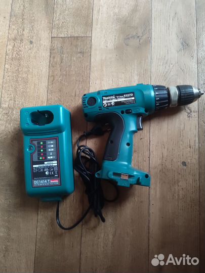 Зарядное устройство