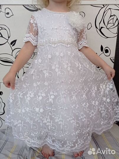 Платье для девочки 104 110 белое