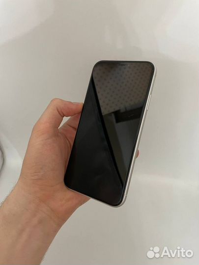 iPhone Xr, 128 ГБ