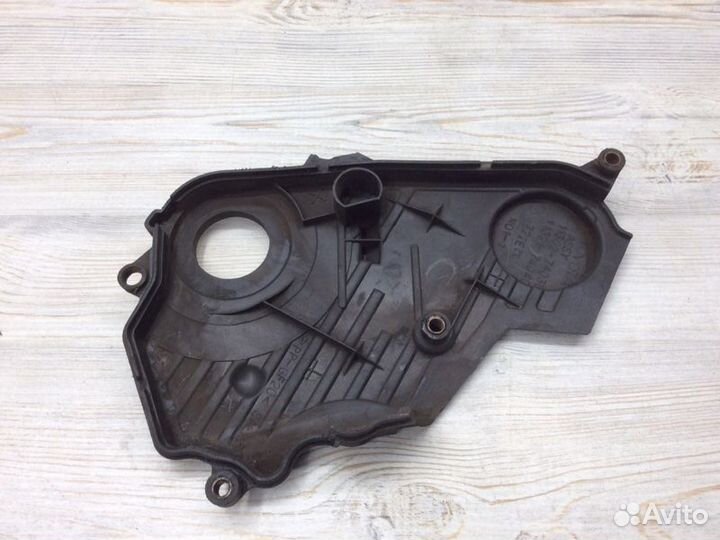 Кожух ремня грм Toyota Rav 4 1994-2000