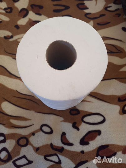 Бумажные полотенца отрывные, большой рулон