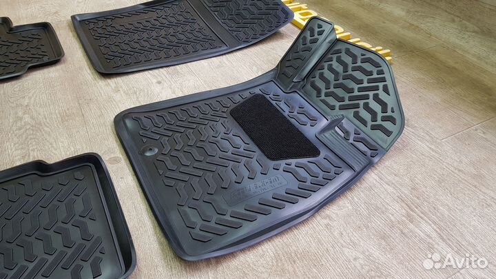 Коврики в салон Nissan Micra K13 (2010-н.в.) Пр