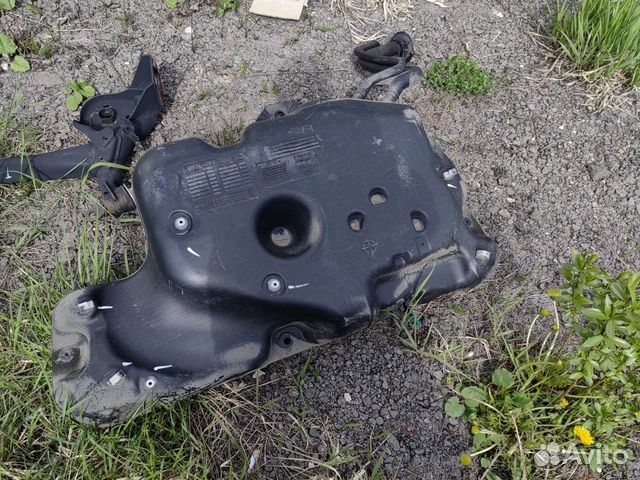 Бензобак Рено Логан Renault Logan