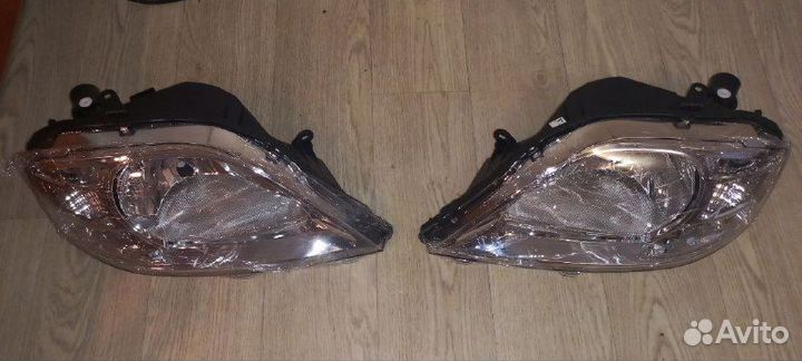 Фара новая LADA Largus 12