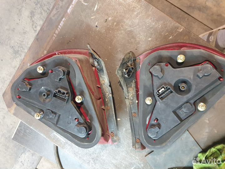 Фары Lancia Lybra