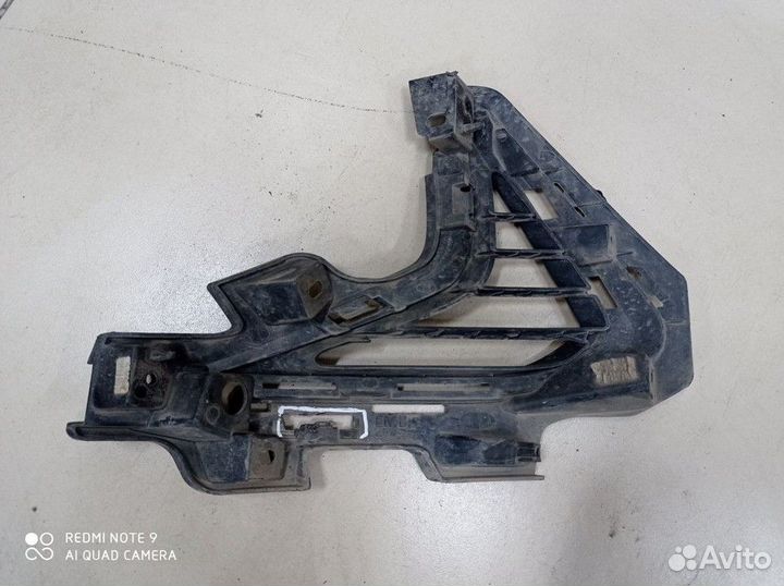 Заглушка решетка противотуманной фары правая