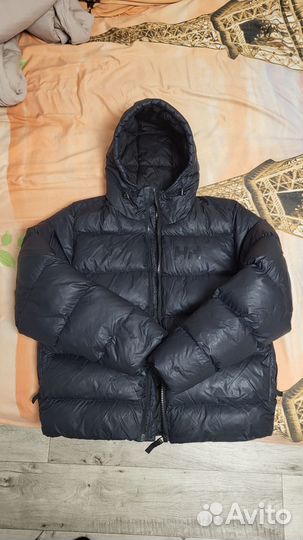 Зимняя куртка helly hansen M