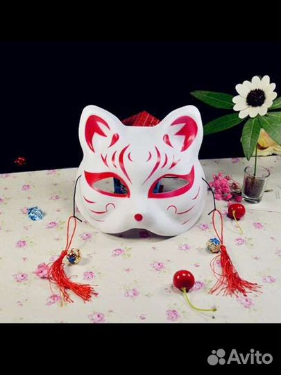 Маска кицунэ