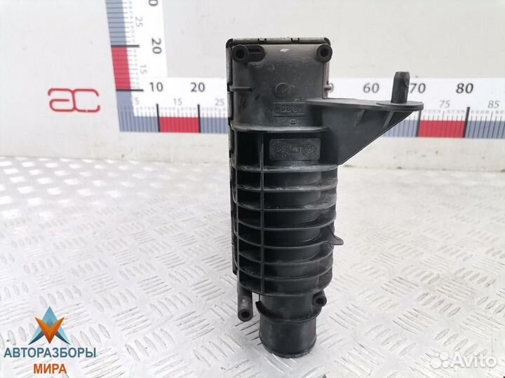 Интеркулер Renault Clio 3 2008 8200471888