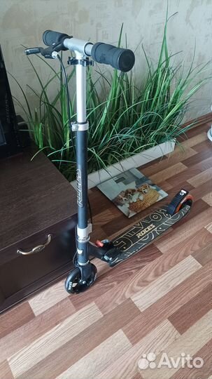 Продам самокат детский до 80кг