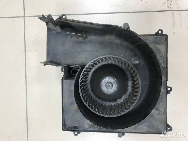 Моторчик отопителя Nissan Almera