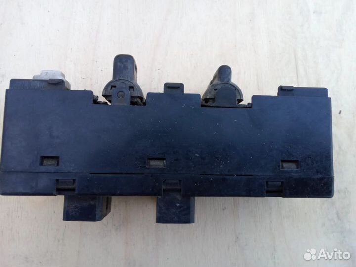 Блок управления стеклоподъемниками Daewoo Nexia I