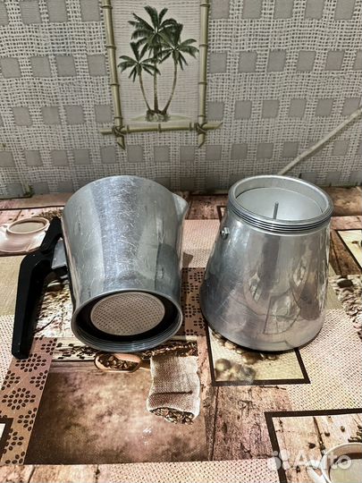 Гейзерная кофеварка