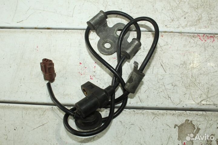 Датчик ABS subaru legacy lancaster 00* BH9 FR/RH