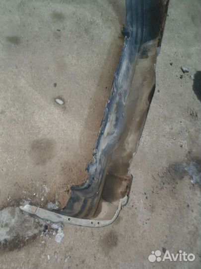 Задний бампер на шевроле тракер 2001г