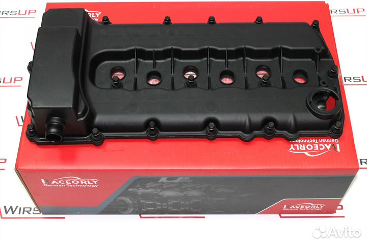 Клапанная крышка VAG 3.6 03H103429L