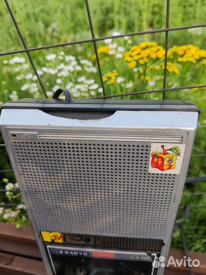 Магнитафон Sanyo