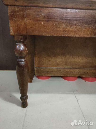 Зеркало С нижней консолью