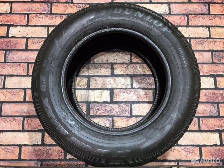 Dunlop SP Sport Maxx GT 235/65 R17