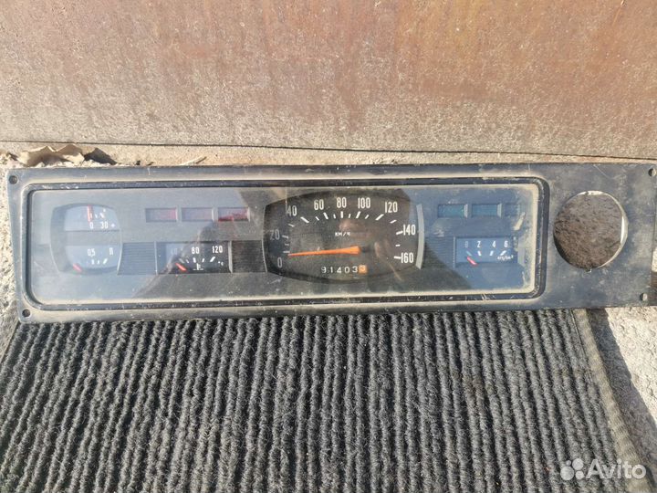 Приборная панель Газ 24, газ-24-10