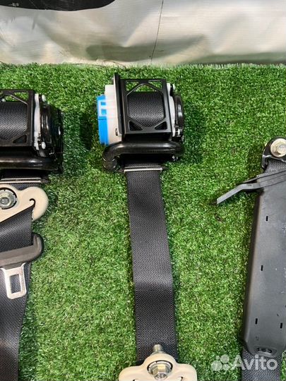 Ремень безопасности передний Nissan X-Trail HNT32