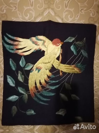 Вышитая картина гладью