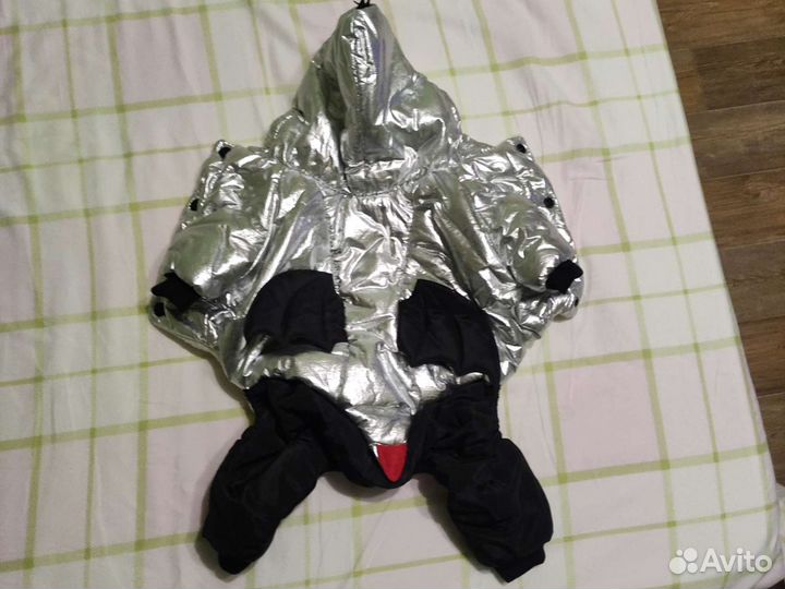 Зимний комбинезон для собаки новый