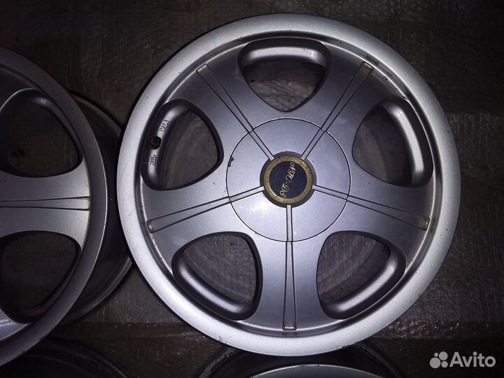 Литые диски maxx R15 5*100*114.3 корея