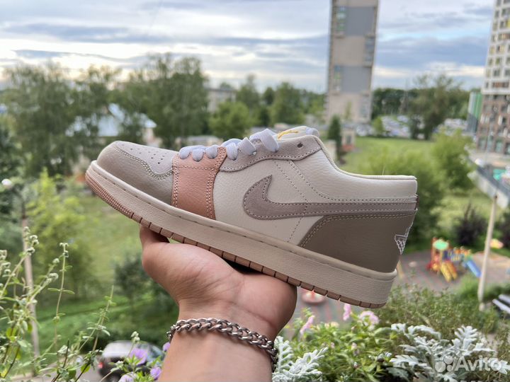 Кроссовки женские Nike Air Jordan 1 low