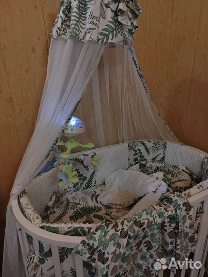 Бортики в детскую кроватку,полный комплект