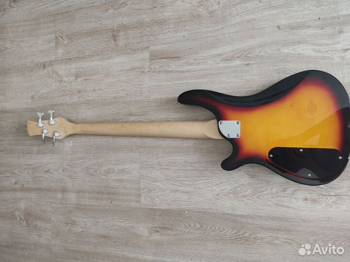 Бас гитара Terris THB-43 SB 4 струны