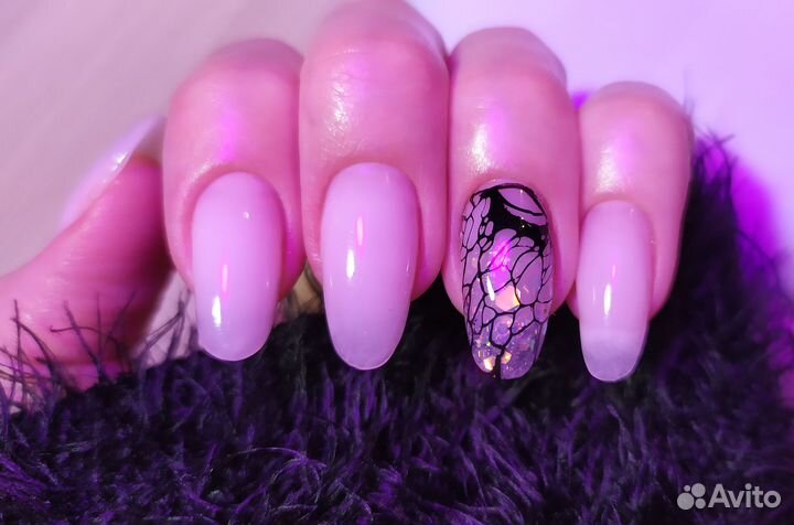 Модель на маникюр + гель лак в салон