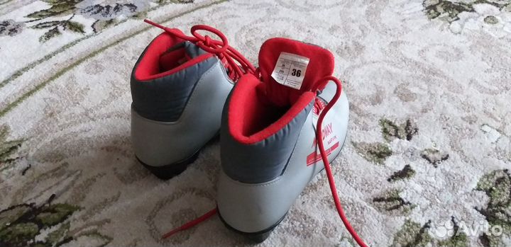 Лыжные ботинки 36 размер