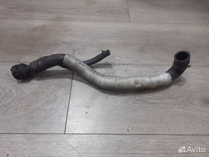 Шланг ож на печку верхний для 1.8 CDA Superb II