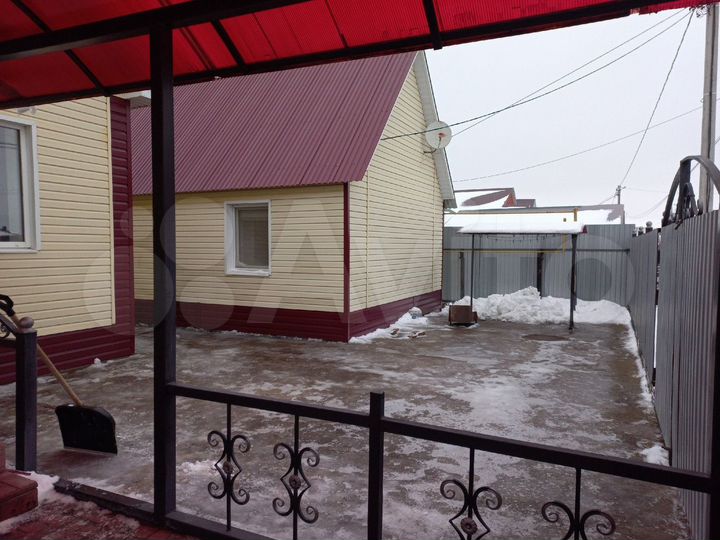 Дом 100 м² на участке 8 сот.