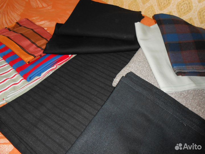 Ткани для костюмов и платьев (из СССР)