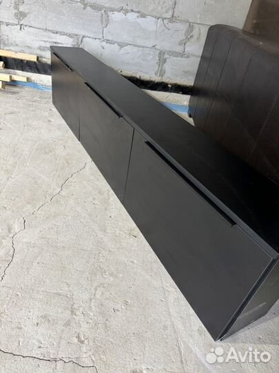 Тумба под телевизор подвесная