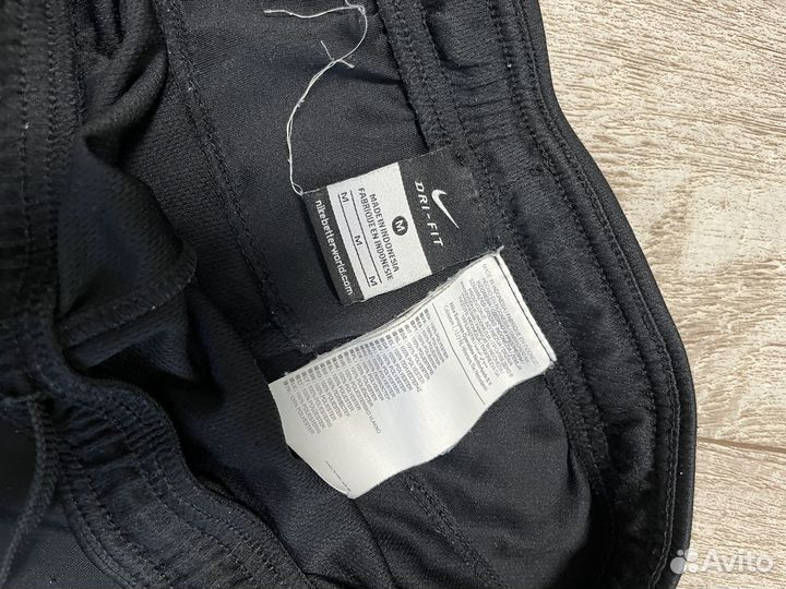 Шорты спортивные nike