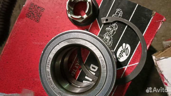 Ступичный подшипник Renault Master 2