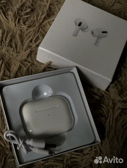 Беспроводные наушники apple airpods