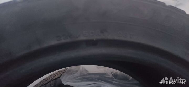 Dunlop SP Winter Ice 01 225/50 R17