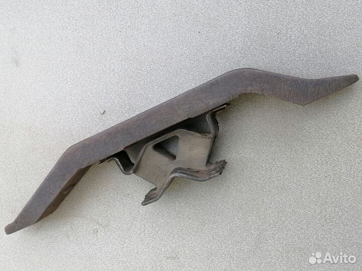 Кронштейн МКПП с опорой для Opel Omega B 1994-2003