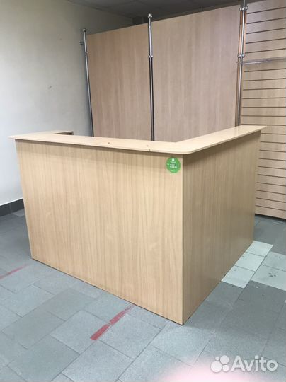 Стол рецепции