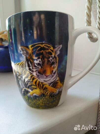 Кружка с тигрятами коралл