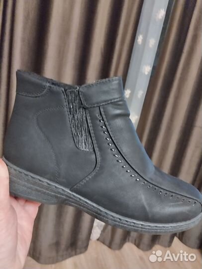 Ботинки женские