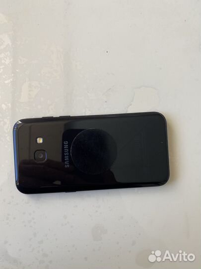 Samsung Galaxy A3 (2017) SM-A320F/DS, 2/16 ГБ