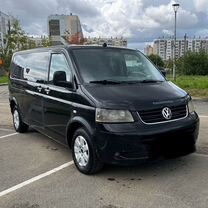 Volkswagen Caravelle 2.5 MT, 2005, битый, 480 000 км, с пробегом, цена 630 000 руб.